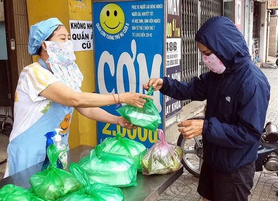 笑靨飯館每天為成千人服務。