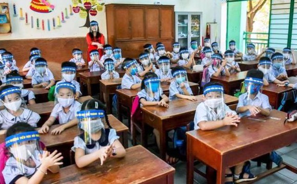 不強制學生課室內戴口罩 ảnh 1