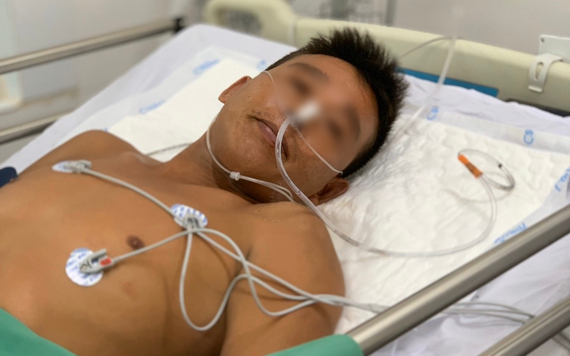 經過兩小時按照防毒治療療程的加護內科急救與治療後，病人開始有反應，逐漸清醒。（圖源：院方提供）（圖源：煌黎）