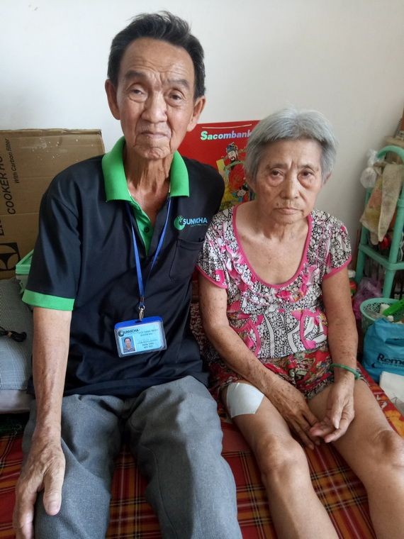 李寶文與周霞夫婦都患病在身。