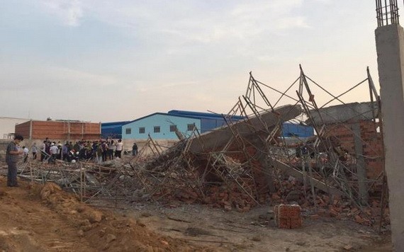 工程磚牆倒塌事故現場。（圖源：T.A）