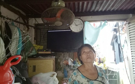 張巧珍每天都在擔心屋子會倒塌下來。