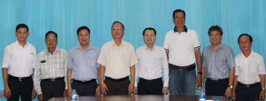 第五郡郡委書記阮文孝拜訪二府、穗城會館 ảnh 1