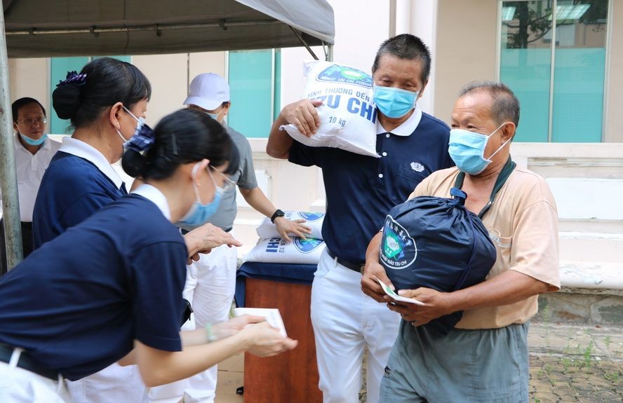 台灣佛教慈濟基金會關照華人家庭 ảnh 2