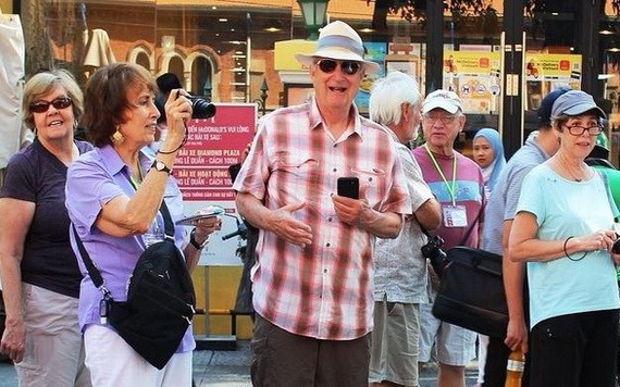 今年上半年前來本市的國際遊客量約達130萬人次，同比減少69.3%。（圖源：VNE）