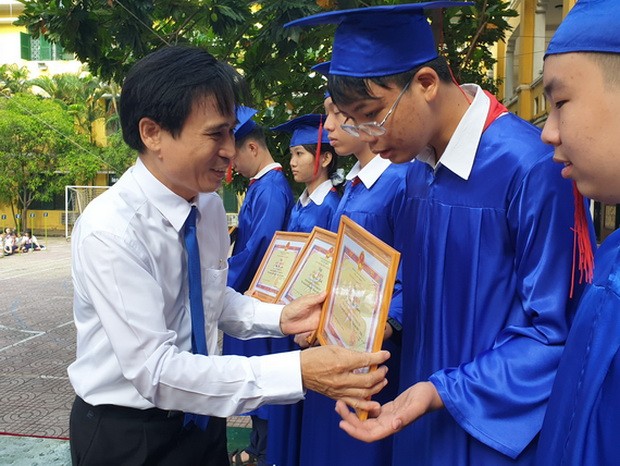 第五郡多所中學舉辦畢業典禮 ảnh 1