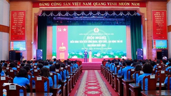 2020-2025年階段首都工人、職員、勞動者先進模範會議現場。（圖源：明珠）