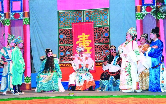 《郭子儀賀壽》的劇照。