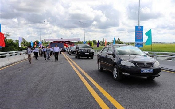 番石榴橋通車現場一瞥。（圖源：越通社）