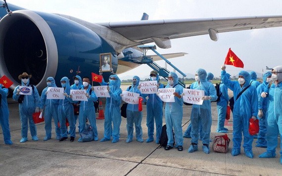 回國公民感謝政府。（圖源：TTO）