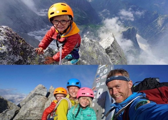 傑克遜（上圖）在父母陪同下登上高峰。（圖源：互聯網）