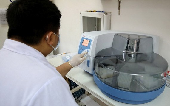 對醫療機關指定場合進行的新冠肺炎檢測費用將由醫保機關支付。