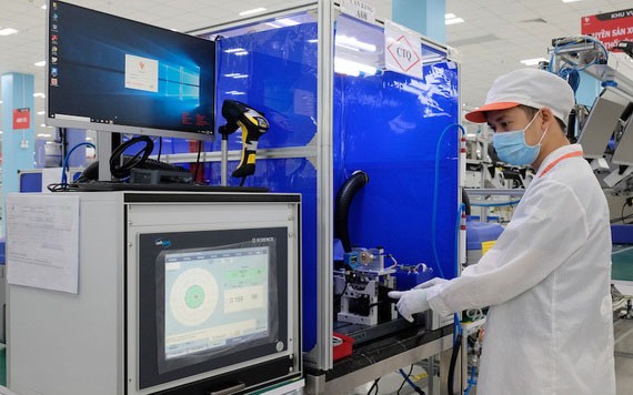 溫納集團的呼吸機零配件生產車間。（圖源：Vingroup）