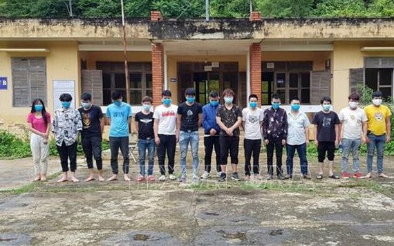 非法入境我國的15名中國籍公民被拘捕。（圖源：越通社）