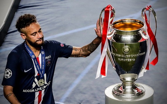 內馬爾心碎的一幕。