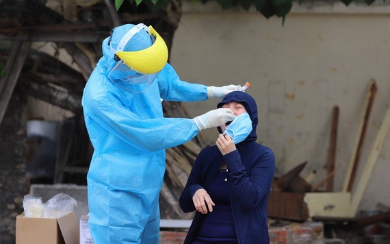 峴港市人委會副主席黎忠征：峴港市新冠肺炎疫情防控指委會將在全市展開家庭戶代表採樣檢測。（圖源：碧雲）