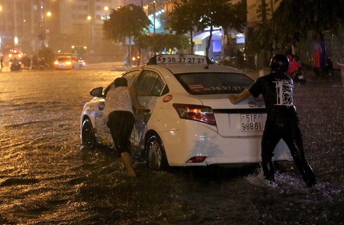 南部區域水文氣象台：本市大雨潮汛將同時來襲。（示意圖源：VNN）