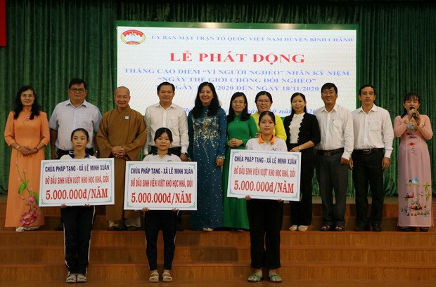 平政縣致力關照窮人生活 ảnh 1