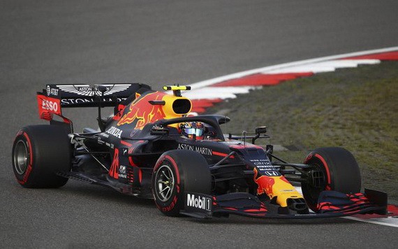 英國車手漢密爾頓位居第二。（圖源：互聯網）