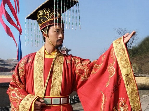 國產野史片服裝如何才正確？ ảnh 1