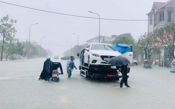 由於受10號颱風影響，中部區域多省強降雨。（示意圖源：淮南）