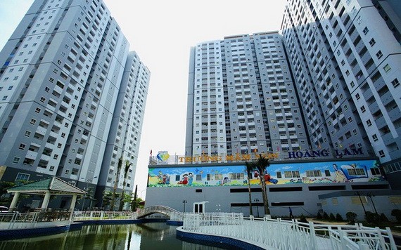 專家認為，本市和河內市的住房價很難達到每平方米低於 2000萬元，以享優惠政策的條件。