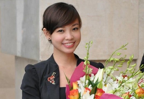 為大學生傳藝的關小美教師。