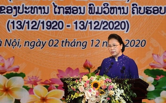 國會主席阮氏金銀在紀念儀式上致詞。（圖源：陳玄）