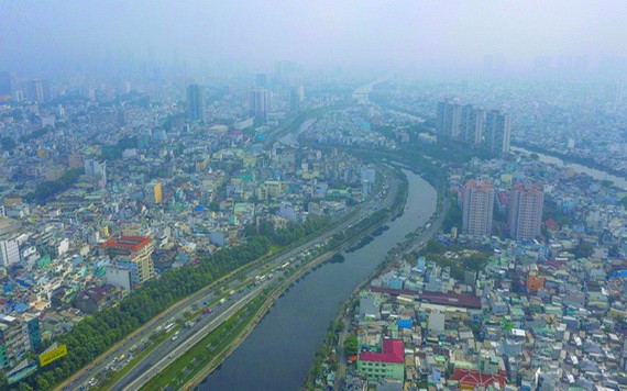 空氣污染致天色昏暗