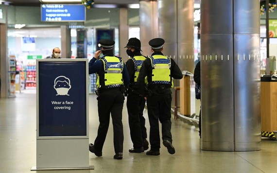 英國加強防疫管控。（圖源：AP）