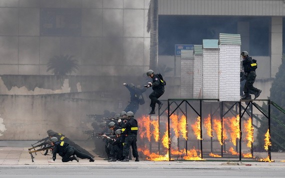 黨“十三大”安保演練現場一瞥。（圖源：Zing）