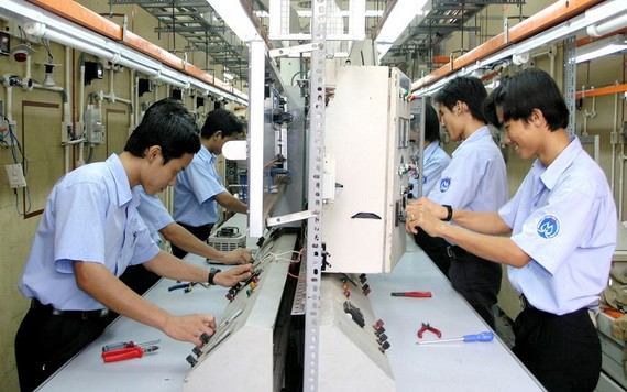 到我國投資的各家大技術集團時人力資源需求大。