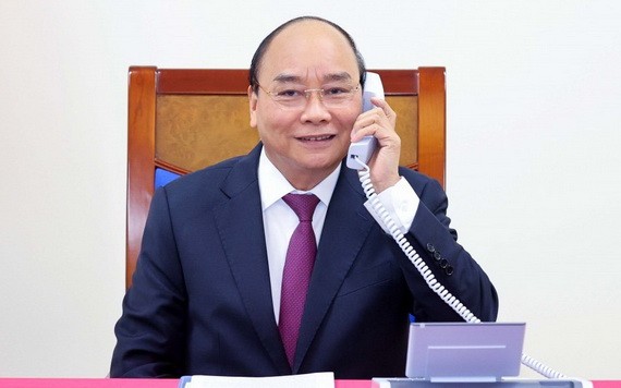 政府總理阮春福與澳大利亞總理斯科特‧莫里森通電話。（圖源：寶芝）