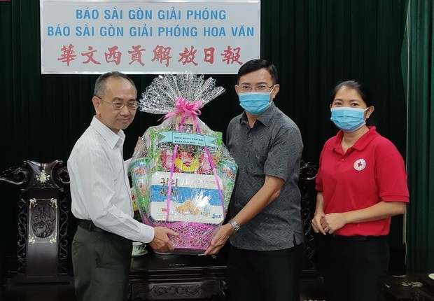 致力做好社會慈善活動 ảnh 2