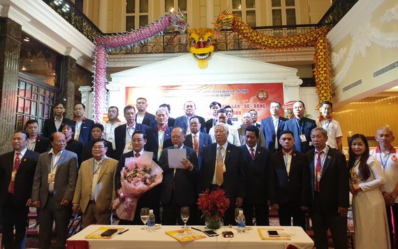 市龍獅協會第一屆執委會合照。