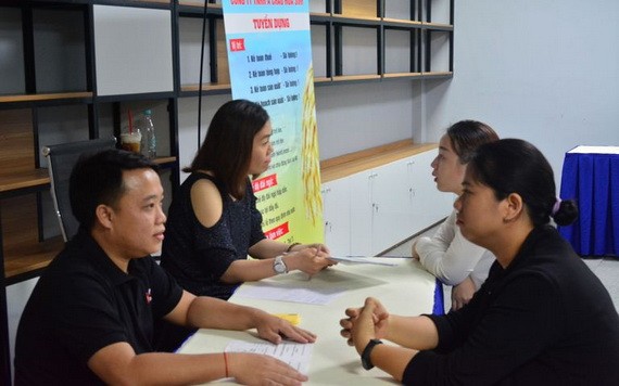 招聘單位日益提高要求