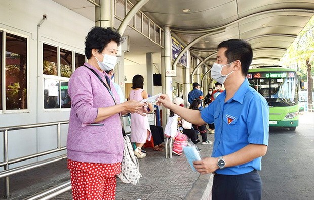 上巴士務必戴口罩  ảnh 1