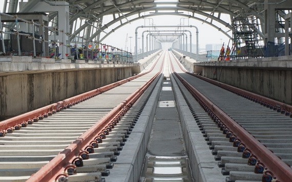 地鐵１號線的高架路段。（圖源：德富）