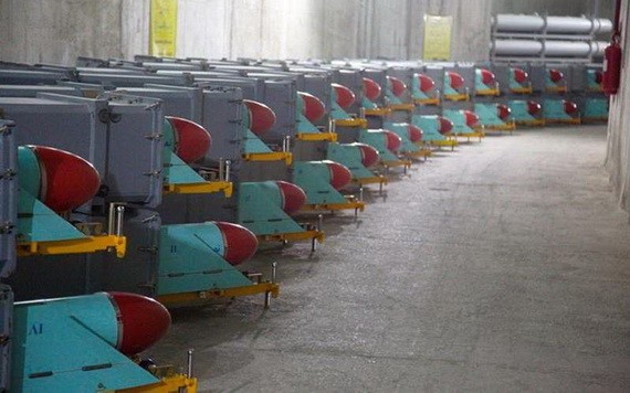 伊朗“導彈城”內整齊排列的導彈。（圖源：互聯網）