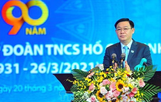 黨中央政治局委員、河內市委書記王廷惠在儀式上致詞。（圖源：越通社）