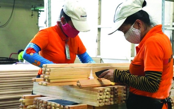 出口木製品供不應求