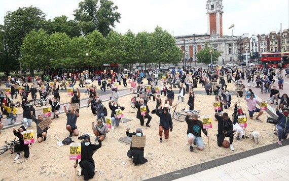 2020年夏天席捲全英的“黑人的命也是命”反種族主義抗議活動。（圖源：Getty Images）