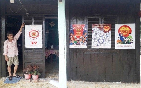 設在芹耶縣安泰東鄉安和村第二十三組潘文清住房的投票站。