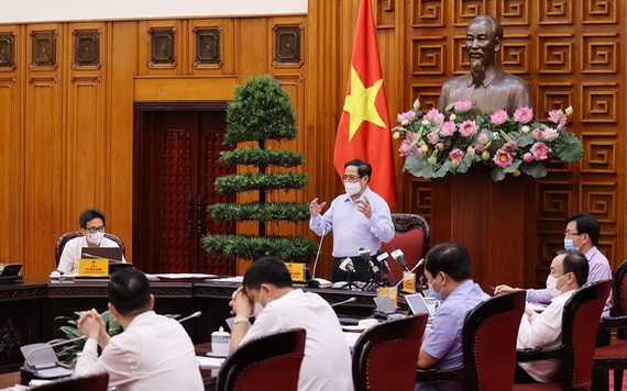 政府總理范明政主持會議。（圖源：楊江）