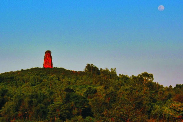 迷人的平定占婆塔 ảnh 1