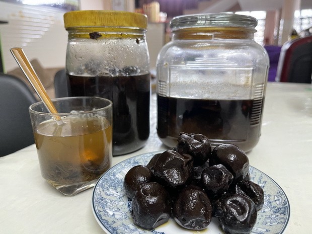 一瓶鹹金桔　 四代祖孫情 ảnh 1