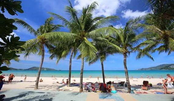 泰國普吉島巴東海灘。（圖源：互聯網）