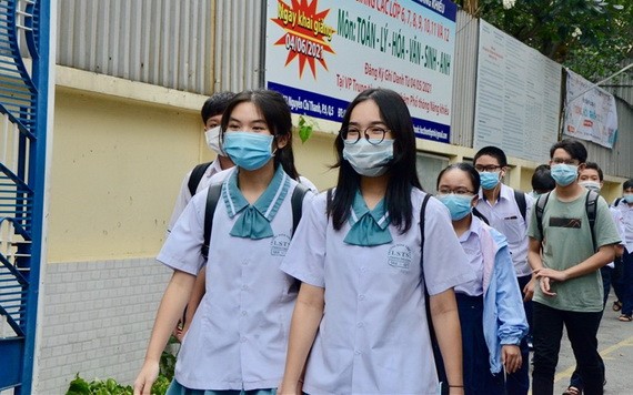 市教育與培訓廳要求非公立學校不調升學費。（示意圖源：軒阮）