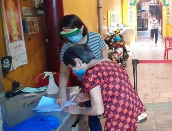 溫陵會館向 61 位福建高齡鄉親發輔助金