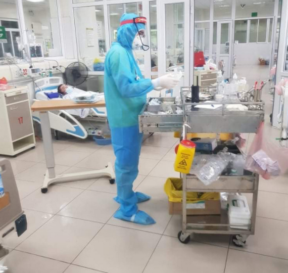 加速接近新冠疫苗供應源和研製工作，有助及早完成全民接種、擊退疫情。